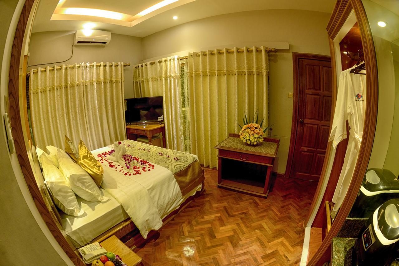 Shwe Taung Tan Hotel - Lake View Моун'юа Екстер'єр фото